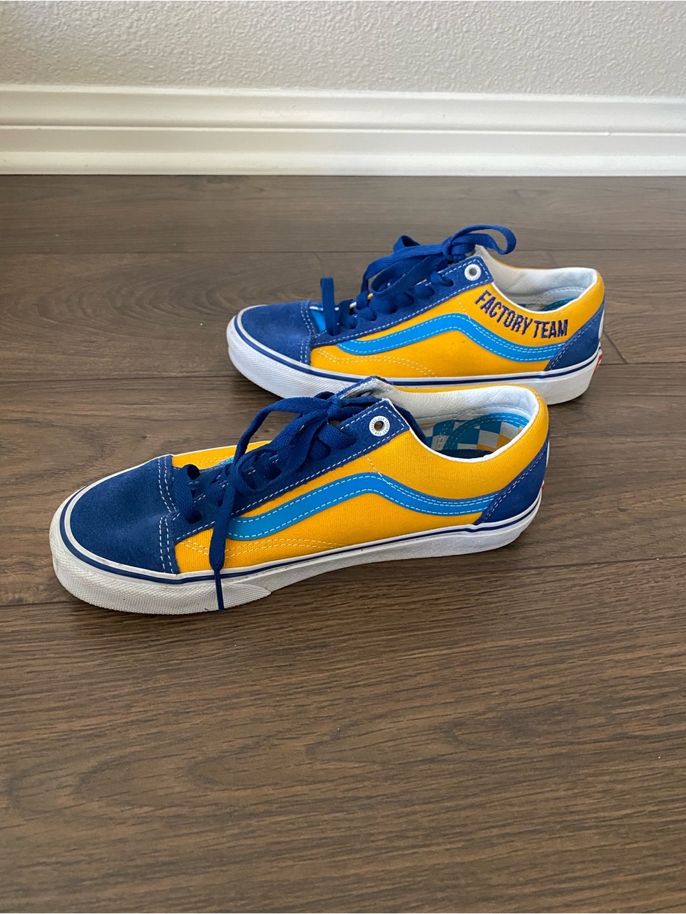 Vans NWOT Yellow & Blue Factory Team Low-Top Skate Shoe. Women’s 8, Men’s 6.5 - Picture 6 of 9